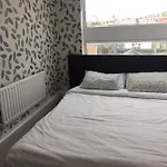 A Charming 3 Bedroom Apartment Fit For Your Stay
